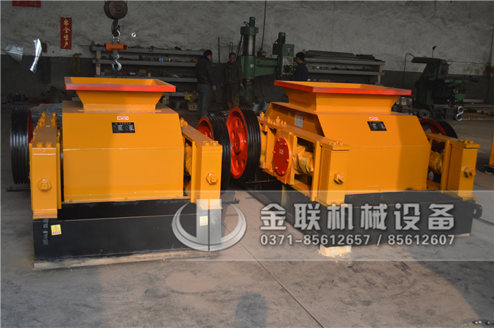 大型雙齒輥式破碎機價格是多少，生產(chǎn)能力怎么樣？