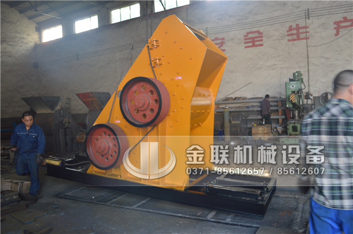  粉碎煤渣用哪種粉碎機設備好，購買一臺的價格高嗎？