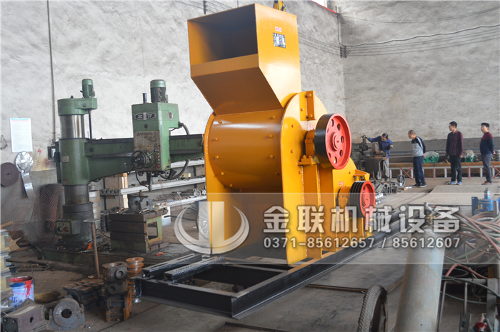 選購(gòu)碎煤機(jī)用哪種機(jī)械設(shè)備好，有哪些顯著的優(yōu)勢(shì)？