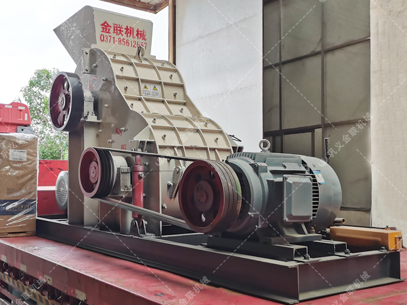 SCF88雙級(jí)破碎機(jī)發(fā)往云南 破碎頁(yè)巖 SCF88雙級(jí)破碎機(jī)發(fā)往云南 破碎頁(yè)巖