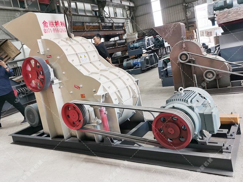 SCF88雙級(jí)破碎機(jī)發(fā)往云南 破碎頁(yè)巖 SCF88雙級(jí)破碎機(jī)發(fā)往云南 破碎頁(yè)巖