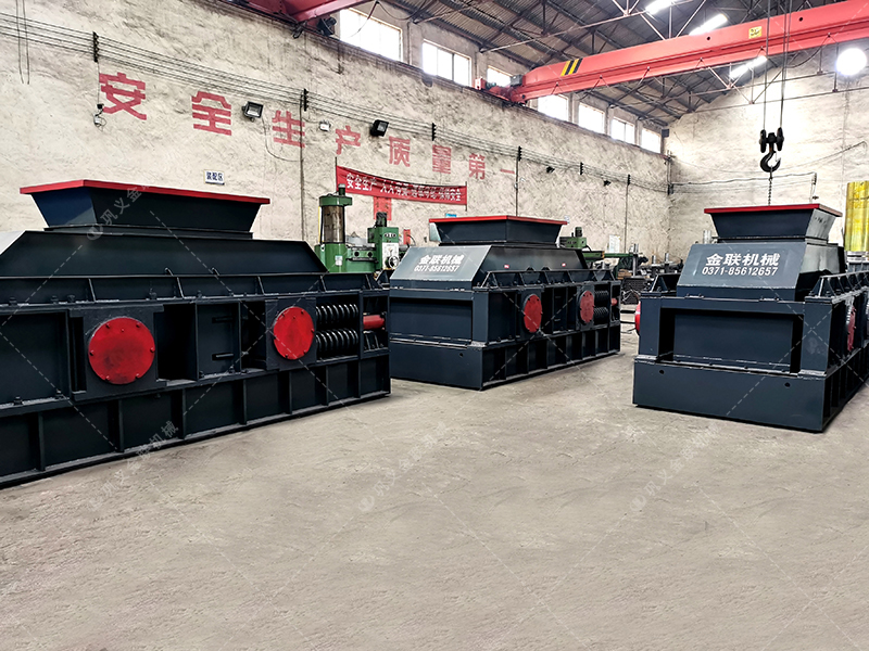 2PG1508半自動(dòng)液壓對(duì)輥制砂機(jī)發(fā)貨圖片