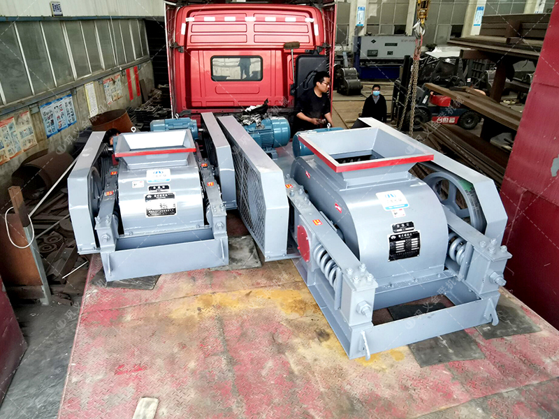 2臺2PGC雙齒輥破碎機發貨圖片_發往新疆哈密_破碎原煤