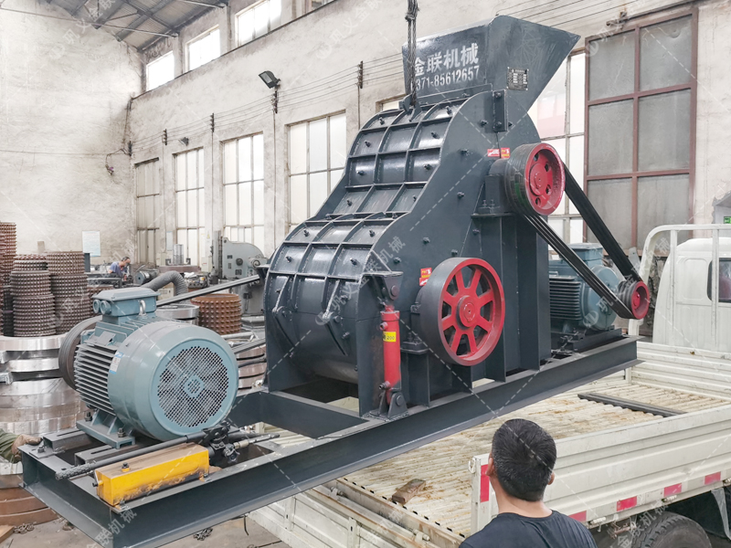 SCF600X600雙級粉碎機發貨圖片_發往山東濱州_破碎電石渣