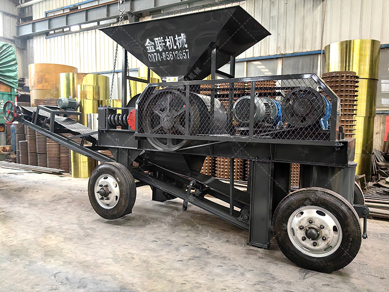 610X400對輥破碎機發(fā)貨圖片_發(fā)往甘肅蘭州_破碎金礦石 610X400對輥破碎機發(fā)貨圖片_發(fā)往甘肅蘭州_破碎金礦石