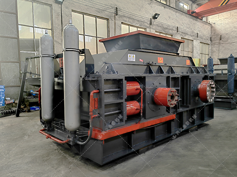 重型液壓對輥制砂機穩(wěn)定輸出,為大型工程保駕護航 重型液壓對輥制砂機穩(wěn)定輸出,為大型工程保駕護航